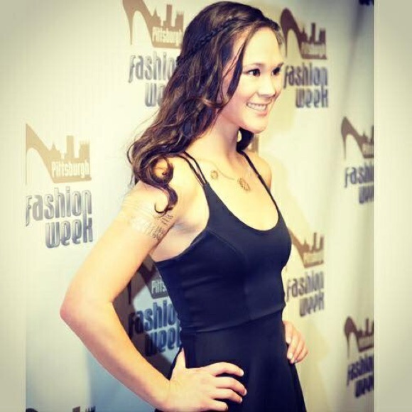 Profile Picture of Kirsten Dipierro (@dipierro001) on Poshmark