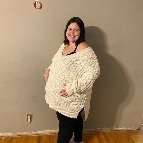 Profile Picture of Olivia Parsons (@oliviaparson807) on Poshmark