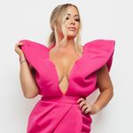 Profile Picture of ᴿᴬᴺᴰᴵ ᴺᴼᴱᴸᴸ 🥂 (@randinoellhair) on Instagram