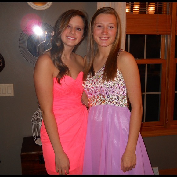 Profile Picture of Meg Sullivan (@megsullivan97) on Poshmark