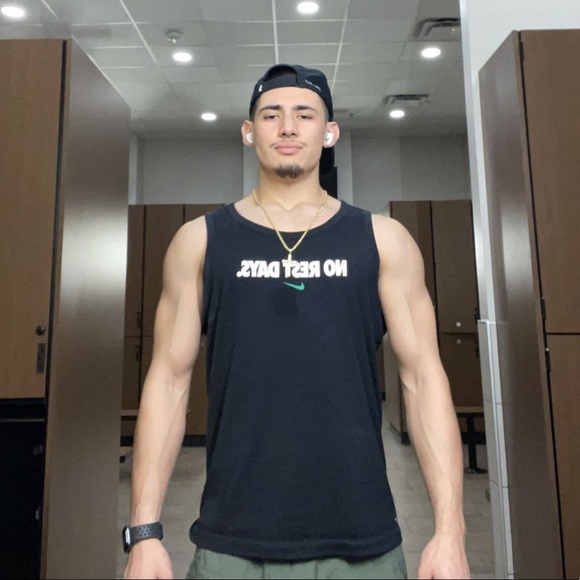 Profile Picture of Deals!! Always ! (@johnbravo504) on Poshmark