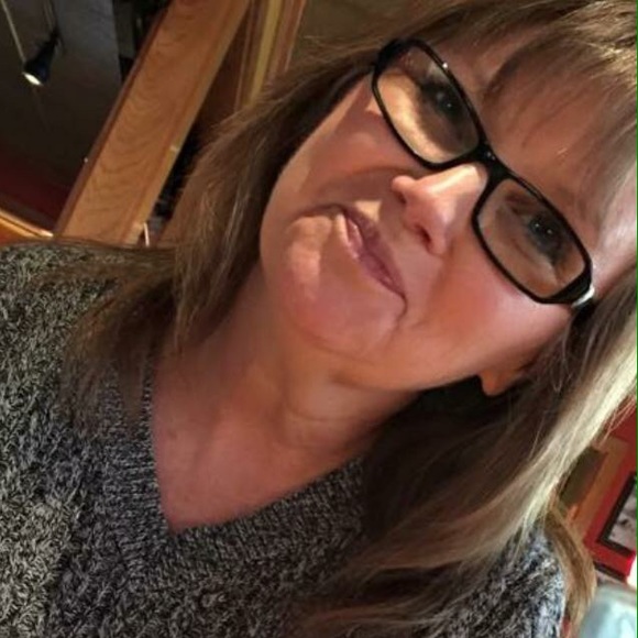 Profile Picture of Kim Vanscoyk (@kvanscoyk) on Poshmark