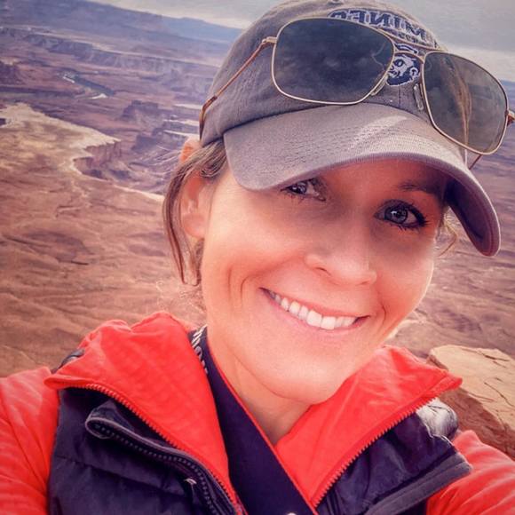 Profile Picture of Sarah Bockelmann (@slgrover) on Poshmark