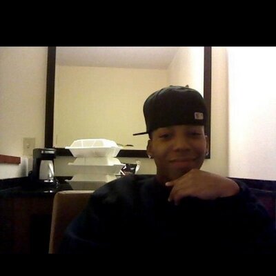 Profile Picture of Leon Gibbs (@buddy_10_) on Twitter