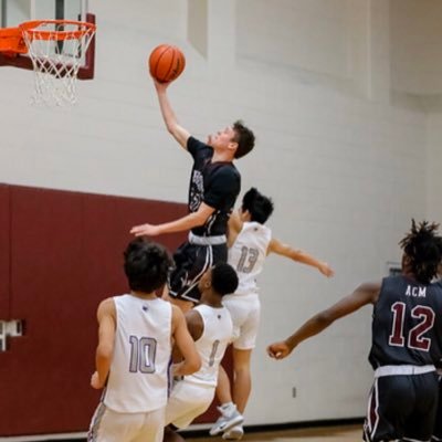 Profile Picture of Jonathan Paull (@JonathanPaull6) on Twitter