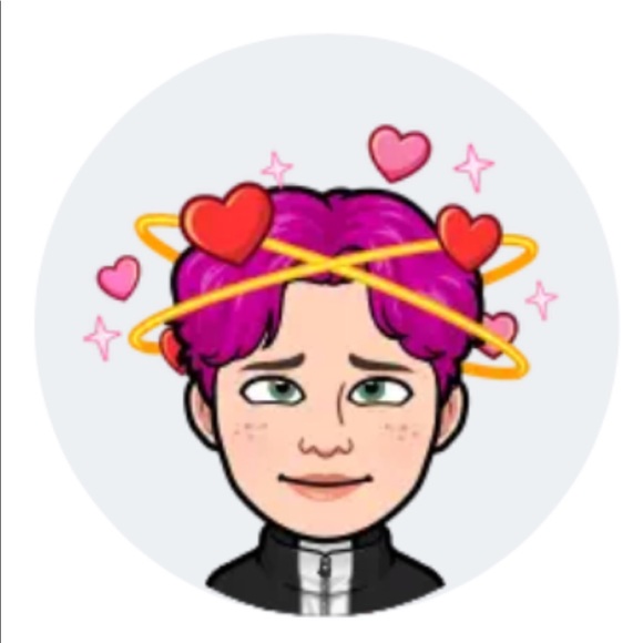 Profile Picture of Chloe Killingsworth (@chloek1357) on Poshmark