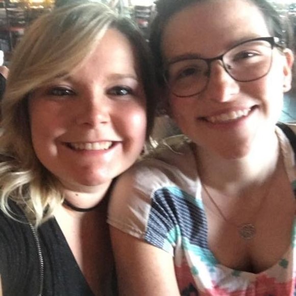 Profile Picture of Cassandra Johnston (@cassarole) on Poshmark