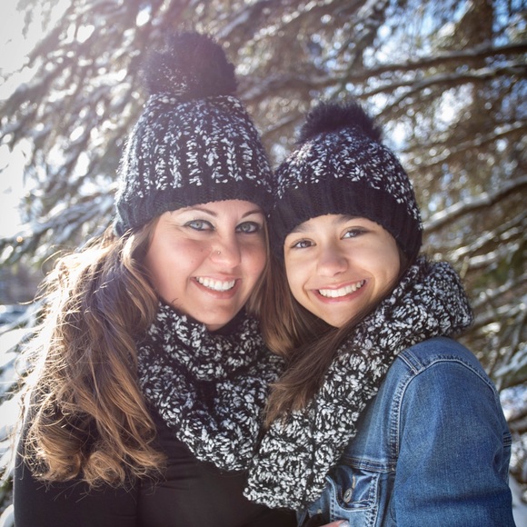 Melissa Elsinger - Poshmark Profile Picture of Melissa Elsinger (@melsinger86) on Poshmark