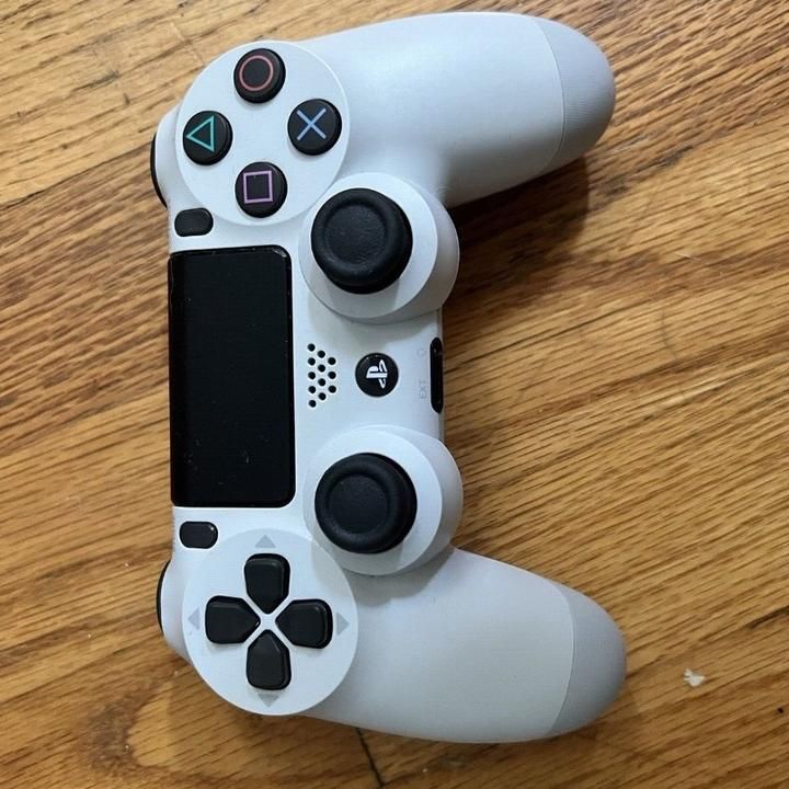 Profile Picture of GeoffreyFinch (@vickylsxt13) on Tiktok