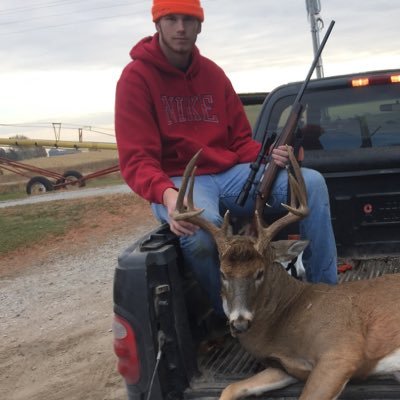 Profile Picture of Bennett Nelson (@bennettnelson47) on Twitter