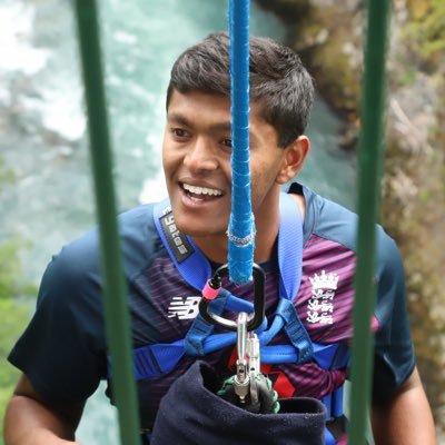 Profile Picture of Vikram Pandit (@VikPan13) on Twitter