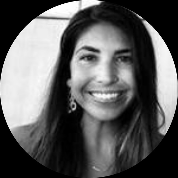 Profile Picture of Alexandra Mclaughlin (@ammclau1111) on Poshmark