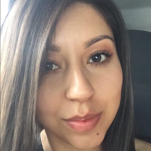Jocelyn Alvarado - Poshmark Profile Picture of Jocelyn Alvarado (@jalvarado701) on Poshmark