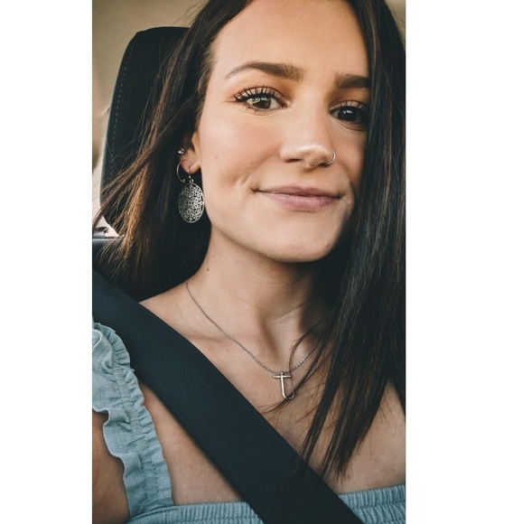 Profile Picture of Jennifer Kasson (@jennifer_kasson) on Poshmark