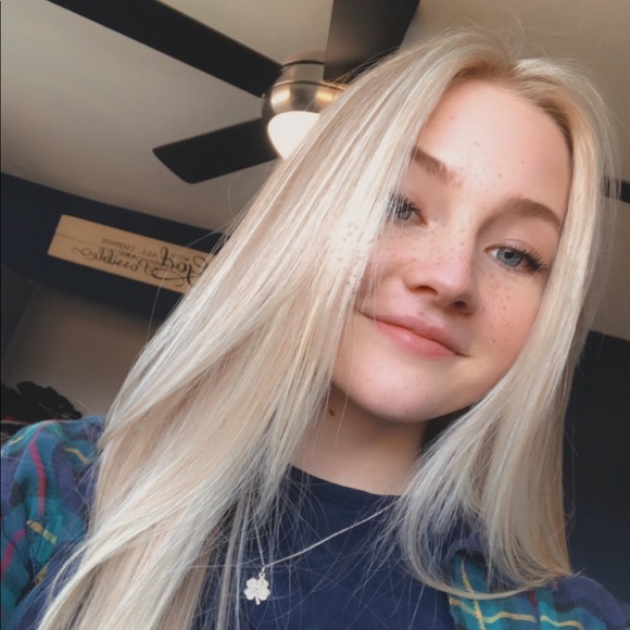 Profile Picture of Austyn Hamelink (@austynhamelink) on Poshmark