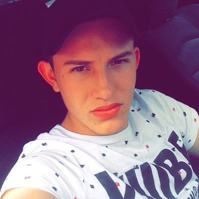 Profile Picture of Julian Tovar (@juliantovar1993) on Twitter