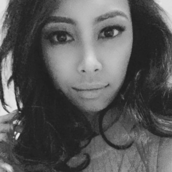 Profile Picture of Jamie Junko (@jamiejunko) on Poshmark