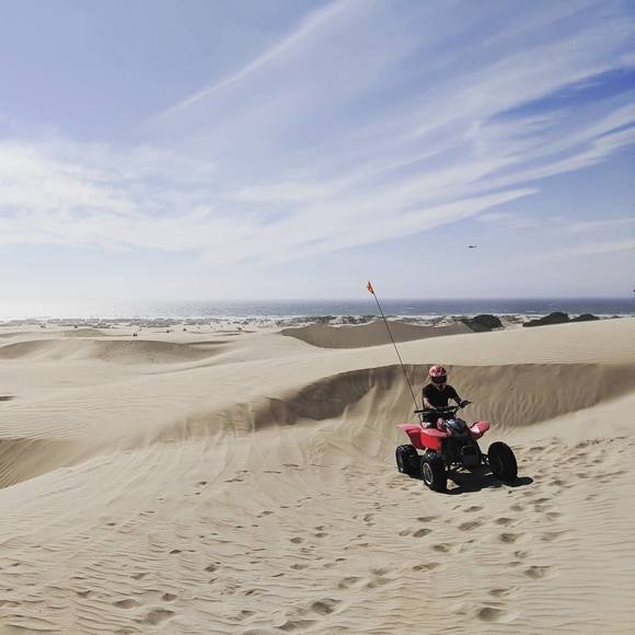 Profile Picture of Alvin Wang (@jiahuawang) on Poshmark