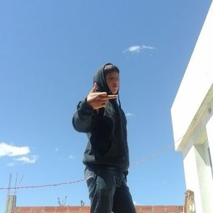 Profile Picture of Alejandro Victorio (@alejand33838812) on Twitter