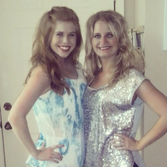 Profile Picture of Melanie Mcilroy (@mmcilroy) on Poshmark