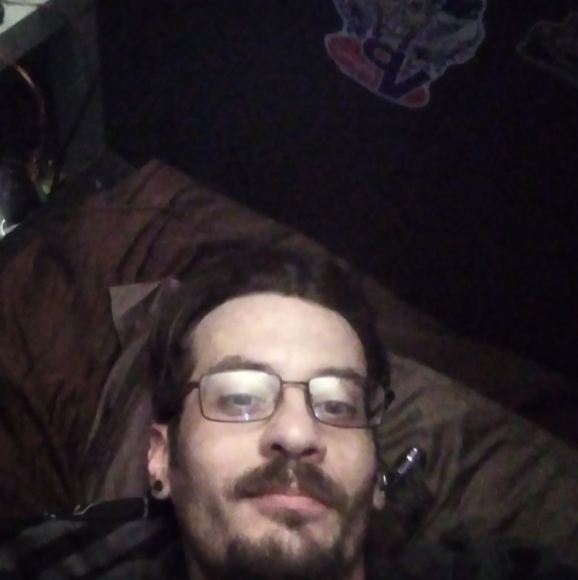 Profile Picture of Richard Lucian (@ricky071483) on Poshmark