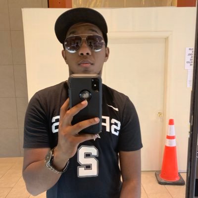 Profile Picture of Xzavier Darden (@ray_shay) on Twitter