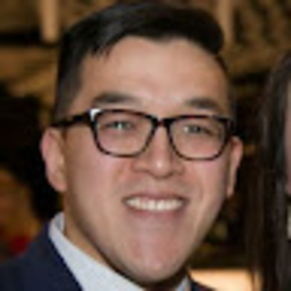 Profile Picture of Kevin Diep (@kdiep04) on Poshmark