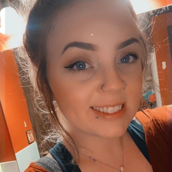 Conner Gregory - Poshmark Profile Picture of Conner Gregory (@connerpaige23) on Poshmark