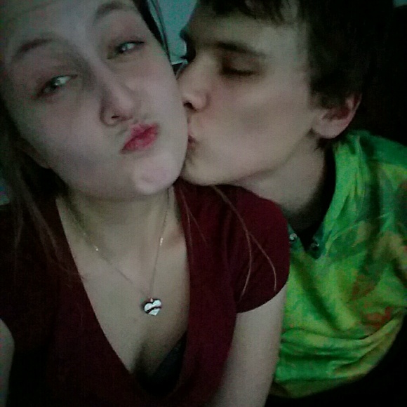 Profile Picture of Aubrey Humphries (@aubreysocha) on Poshmark