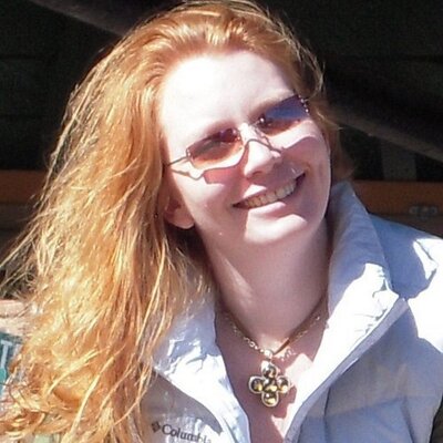 Profile Picture of Jennifer Flinn (@red_jenn) on Twitter