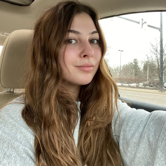 Profile Picture of Jaime Parsons (@jaimeparsons) on Poshmark