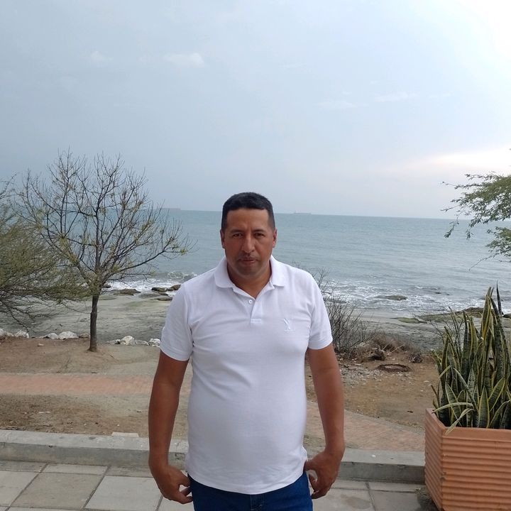 Profile Picture of Richard Ceron (@richardceronh) on Tiktok