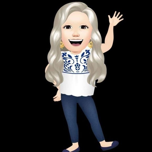 Profile Picture of Kathy Danforth (@kaydee_j) on Poshmark