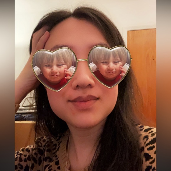 Profile Picture of Qi Gao (@maggiegaoo) on Poshmark