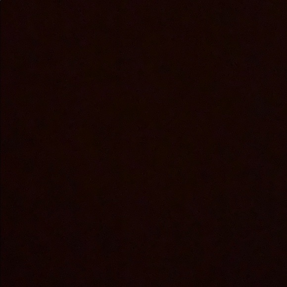 Profile Picture of Stella Andrews (@wjiwgwywjqbwkq) on Poshmark