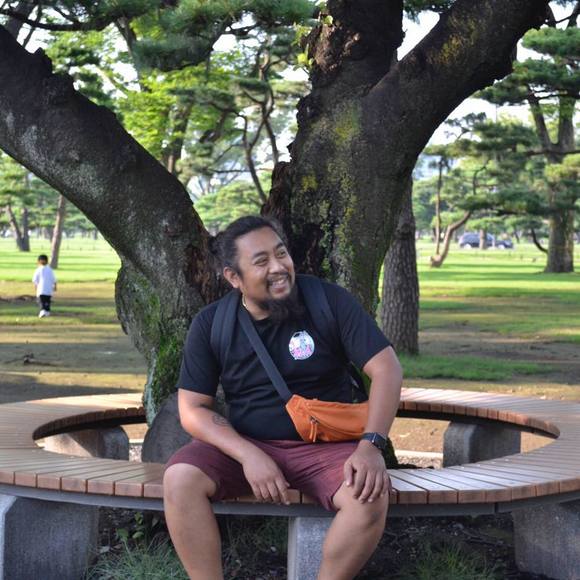 Profile Picture of Sherwin dominique Inocencio (@dquednille) on Poshmark