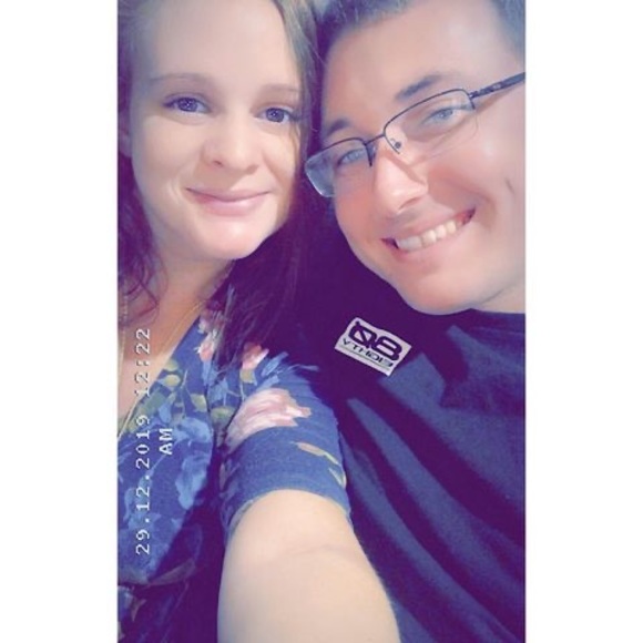 Profile Picture of Daniel Gillett (@danielison0515) on Poshmark