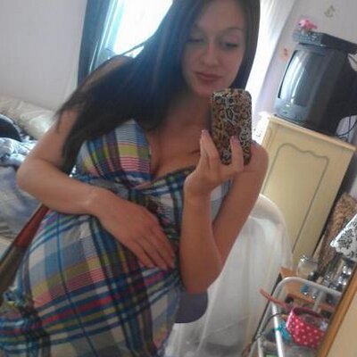 Profile Picture of Sara Campbell (@LivinLaVedaLuca) on Twitter