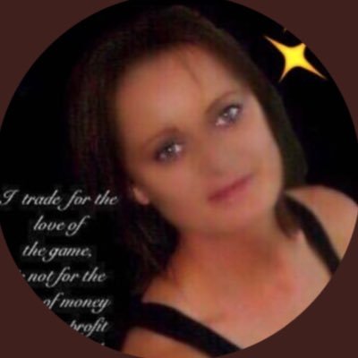 Profile Picture of Denise 📈👩🏻‍💻➹⁀☆҉ (@1ResilientSoul) on Twitter