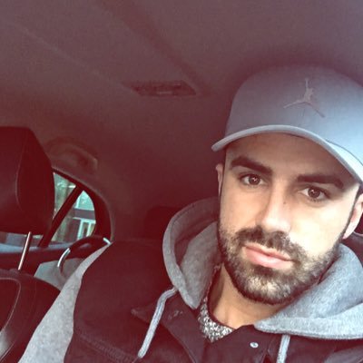 Profile Picture of Mike Moloney (@Mikemol76) on Twitter
