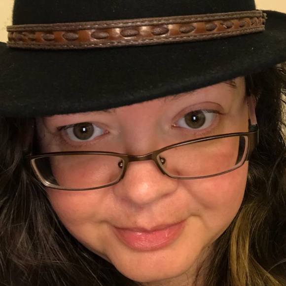 Profile Picture of Sherry Solomon (@sherrydsolomon) on Poshmark