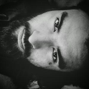 Profile Picture of KyleSterlingWoodford (@KyleSterling91) on Twitter