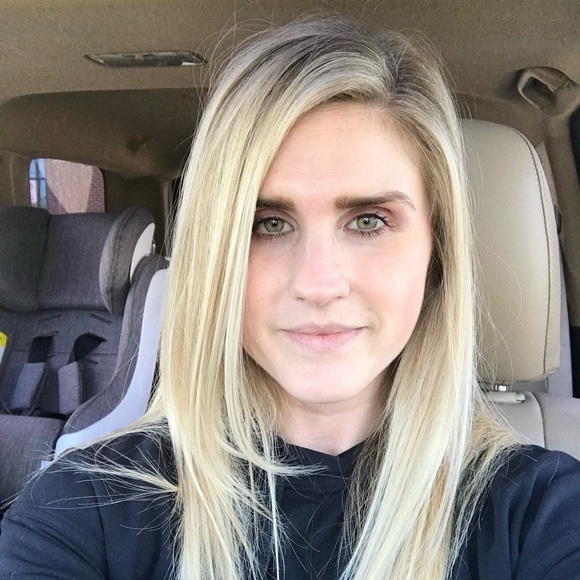 Profile Picture of Jessica Keaster (@jlkeaster) on Poshmark