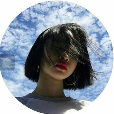 Profile Picture of Park_yoonhee6969 (@yoonhee6969) on Twitter