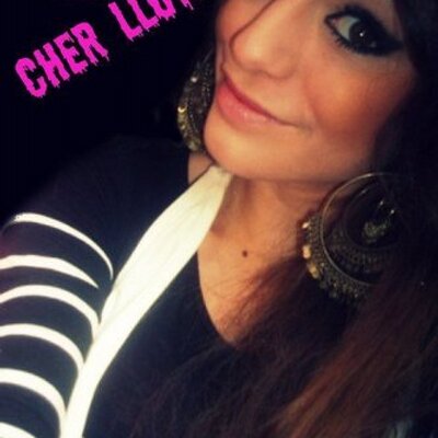 Profile Picture of Caitlin Huston (@ILoveeCHERxo) on Twitter