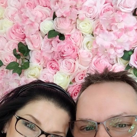 Profile Picture of Beverly Thompson (@beverlyn1949) on Poshmark