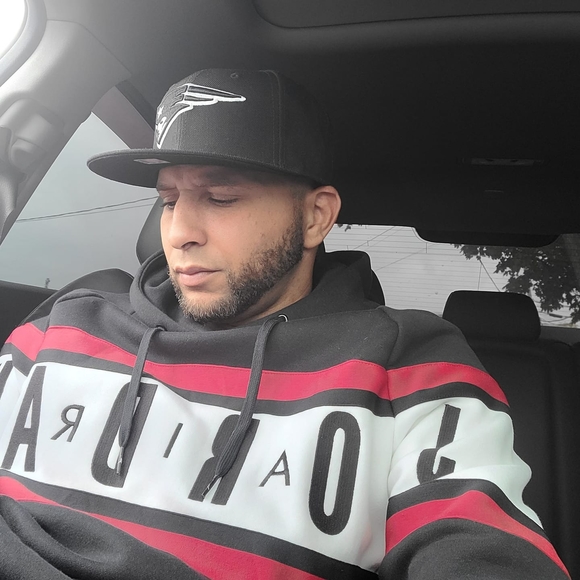 Profile Picture of Jose Silverio (@josecuca) on Poshmark