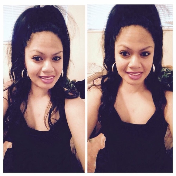 Profile Picture of Nora Moeai (@noramoeai) on Poshmark