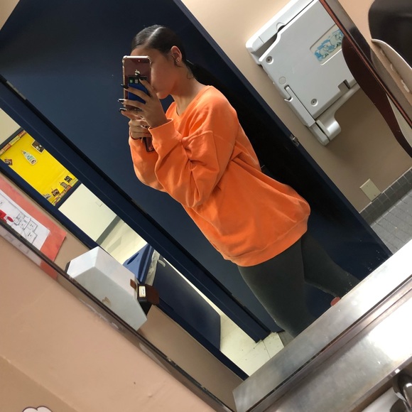 Profile Picture of Kimberly Condiff (@condiffkimberly) on Poshmark