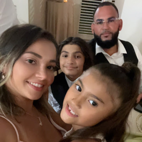 Profile Picture of Yelitza Balaguer (@ybalaguer85) on Poshmark